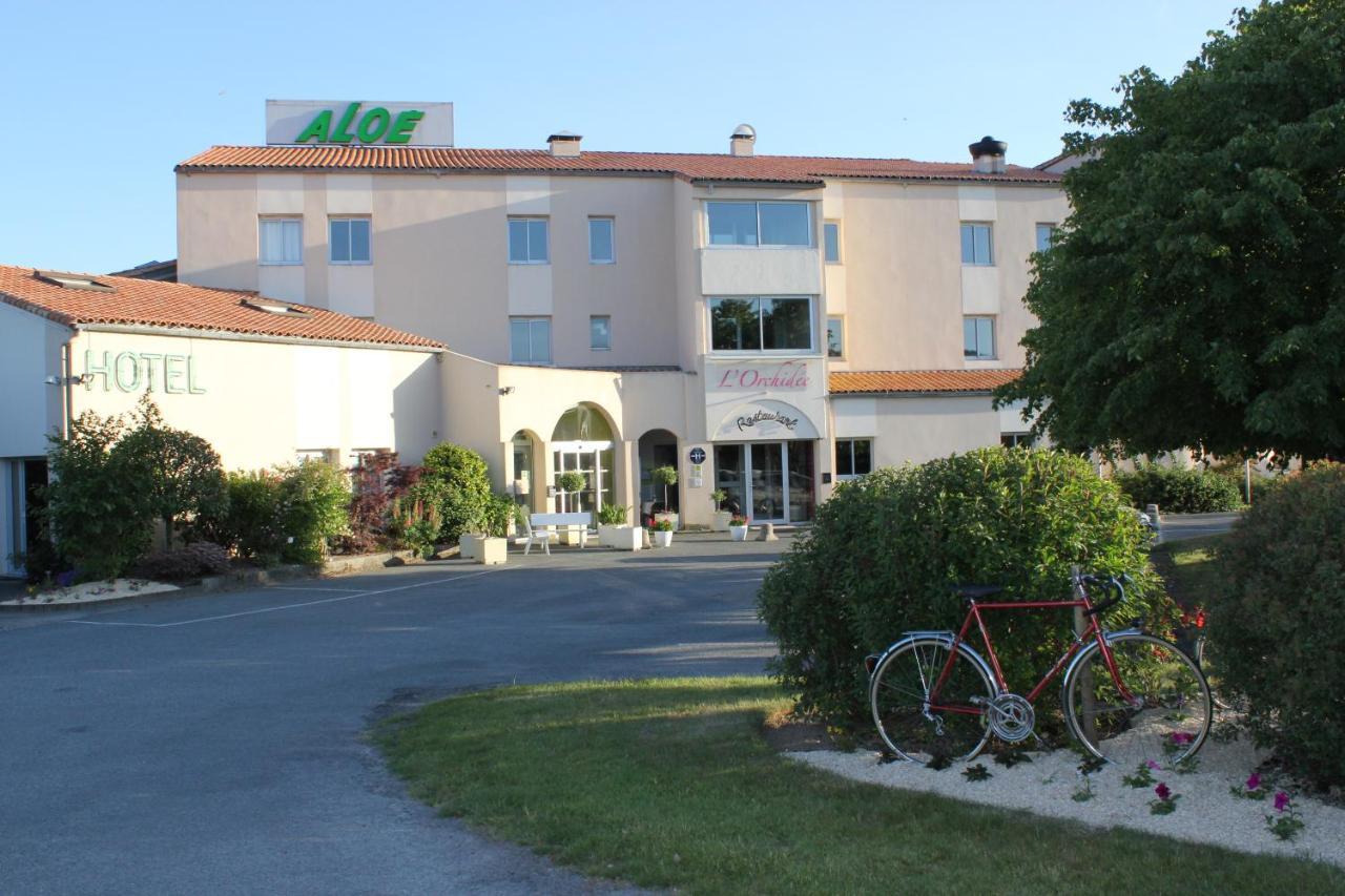 Logis Hotel Restaurant Aloe Les Herbiers Eksteriør bilde