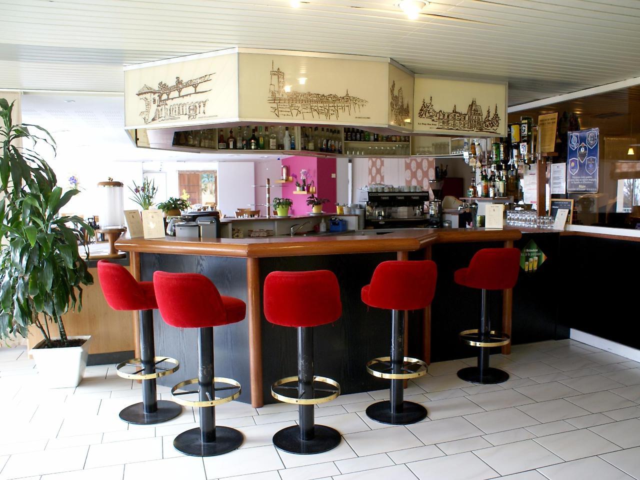 Logis Hotel Restaurant Aloe Les Herbiers Eksteriør bilde