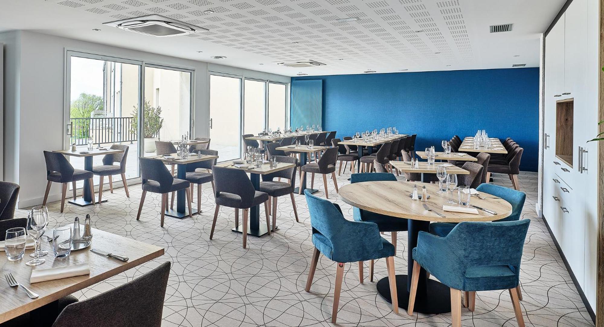 Logis Hotel Restaurant Aloe Les Herbiers Eksteriør bilde
