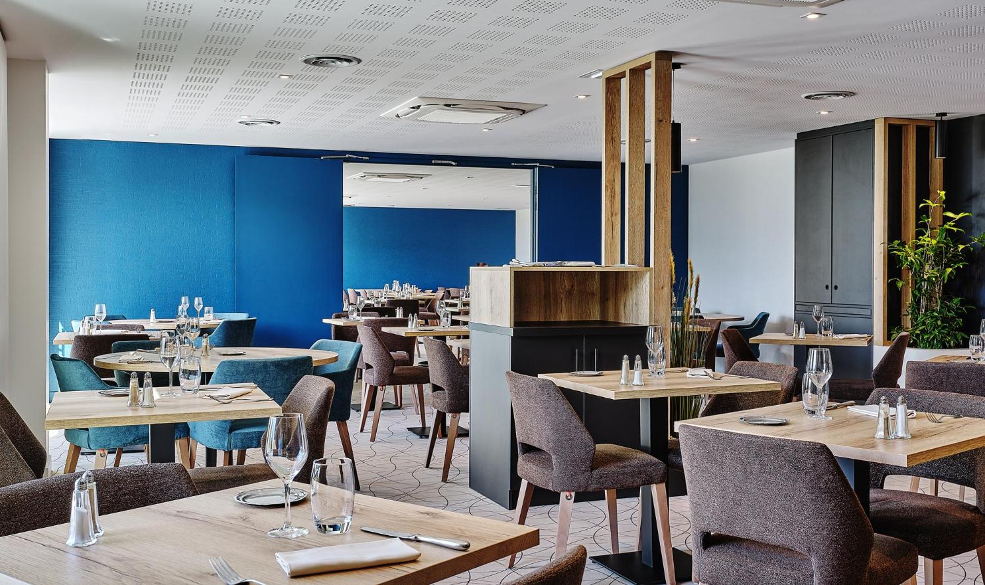 Logis Hotel Restaurant Aloe Les Herbiers Eksteriør bilde