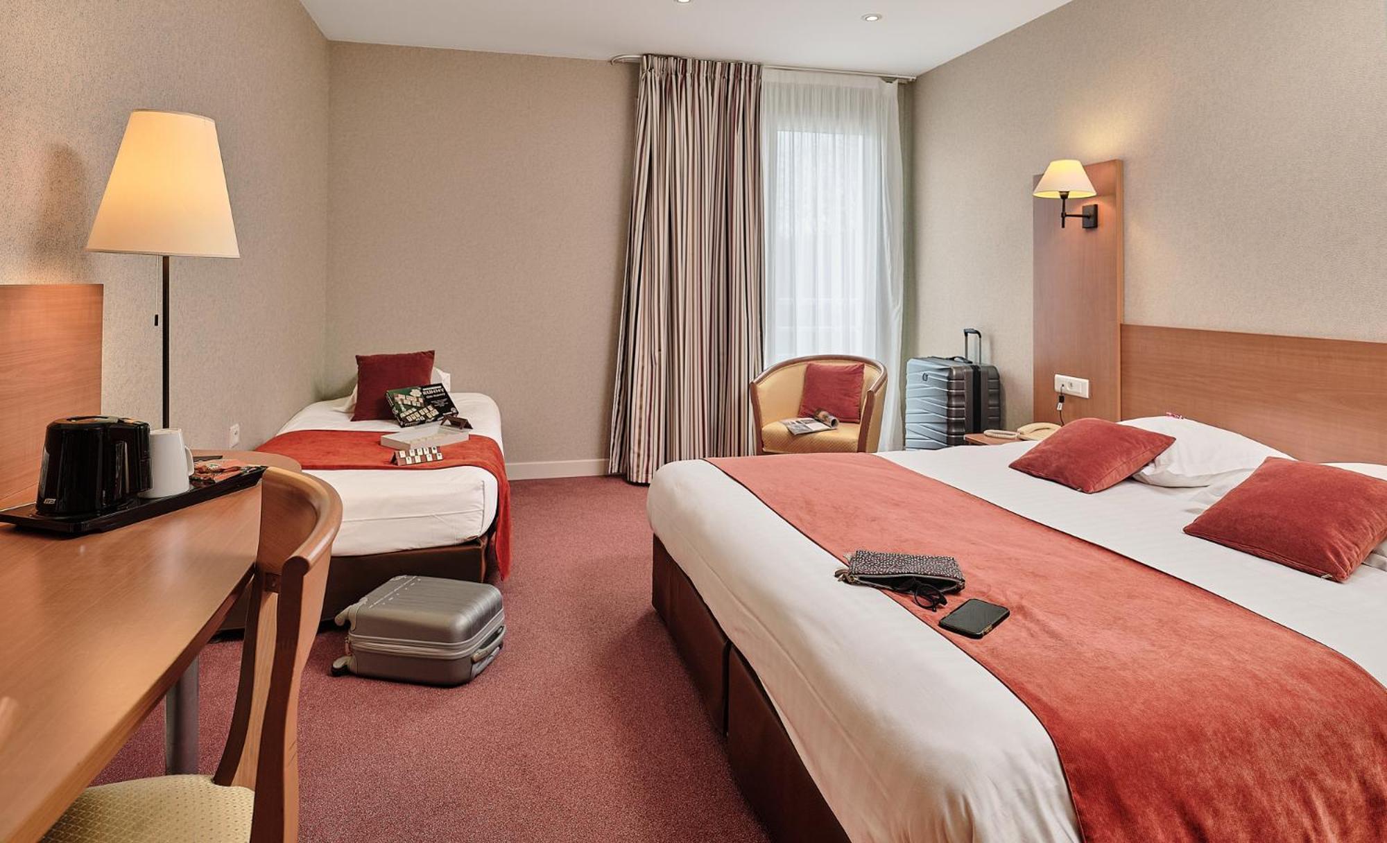 Logis Hotel Restaurant Aloe Les Herbiers Eksteriør bilde